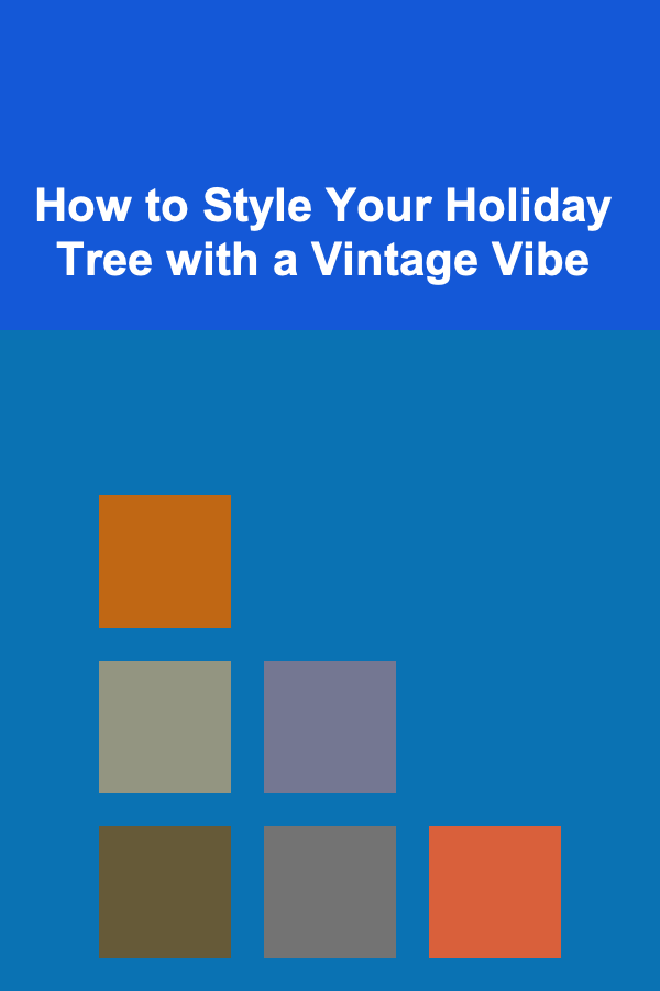 How to Style Your Holiday Tree with a Vintage Vibe